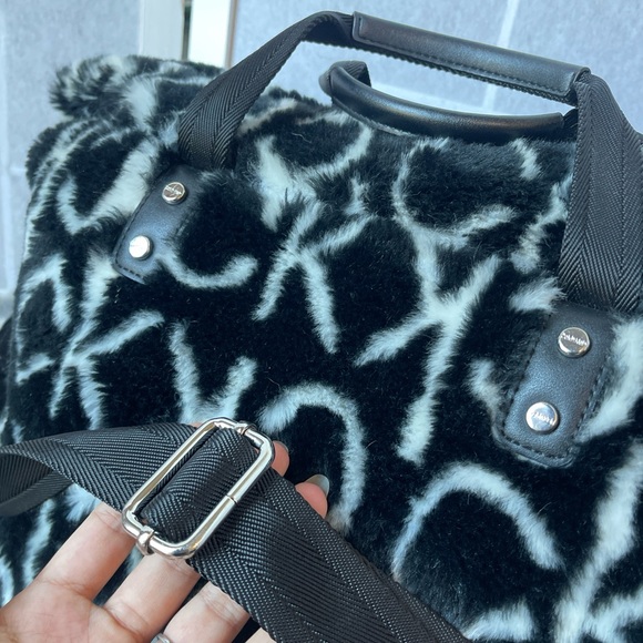 Calvin Klein CK Logo Monogram Fur Travel Bag✈️ - Picture 11 of 11